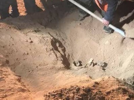 تصویر از دفن شبانه و پنهانی یک جسد در اطراف بلوار شورای شهر دماوند/ برخورد قانونی با عوامل دفن‌کننده انجام می‌شود